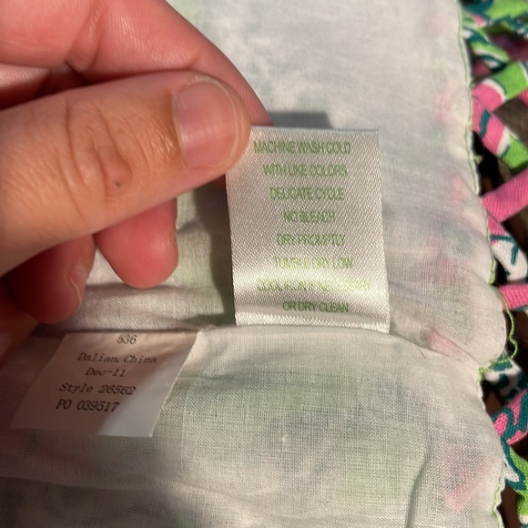 Lilly Pulitzer Roslyn Lattice Skirt in Bloomin Cocoonin SZ 2 EUC - Picture 5 of 5